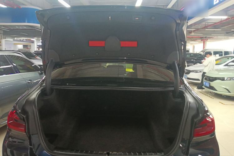 Used BMW 5 Series 2021 525Li Luxury Package