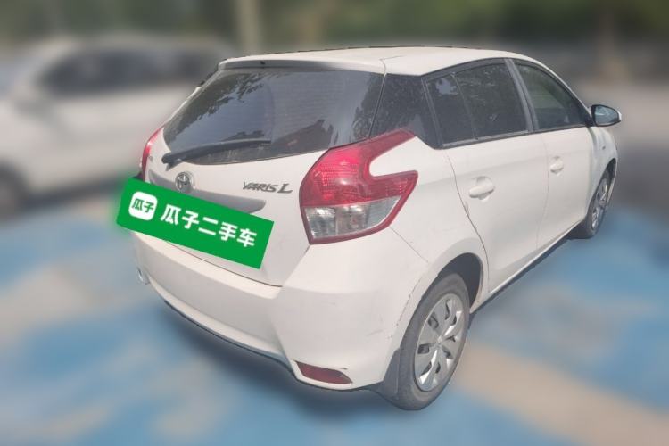 Used Toyota YARiS L Zhi Xuan 2015 1.5E Automatic Charm Edition
