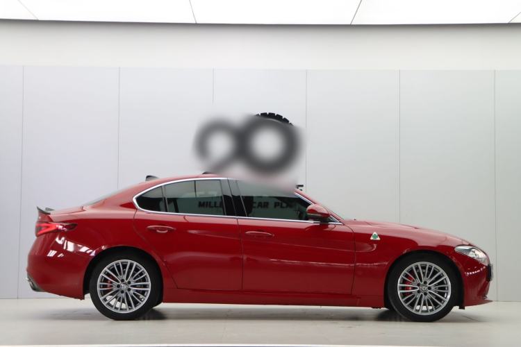 Used Alfa Romeo Giulia 2017 2.0T 200HP Luxury Edition