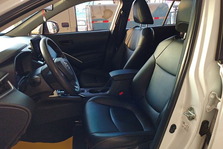 Used Toyota Corolla Cross 2023 2.0L Elite Edition Left Front Seat