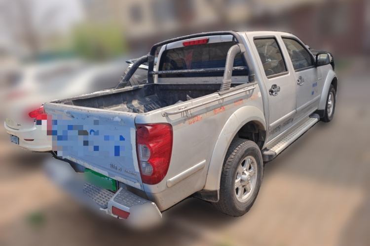 Used Great Wall Wingle 5 2013 2.0T European Version Two-Wheel Drive Elite Edition 6MT Compact Double-Cab GW4D20B
