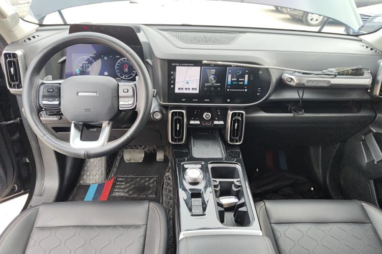 Used Haval DARGO 2021 1.5T DCT Two-Wheel Drive Border Collie Edition Center Console