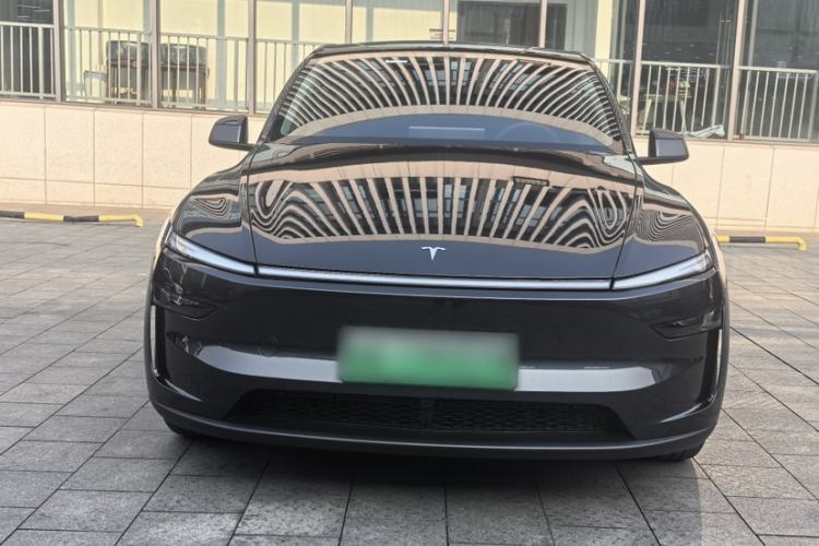 Used Tesla Model Y 2025 Long-Range All-Wheel Drive First Edition