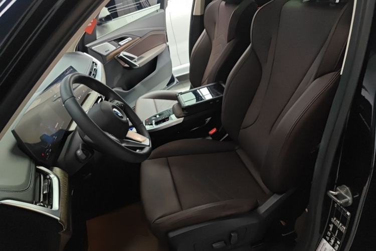 Used BMW X1 2023 xDrive25Li X Design Package Left Front Seat