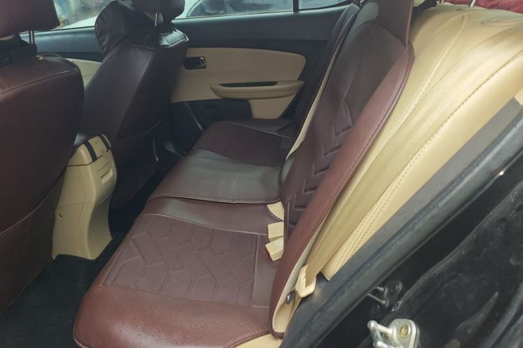 Used Chery E3 2013 1.5L Manual ZhiShang Model
