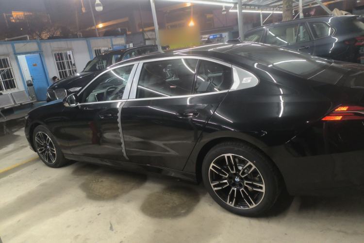 Used BMW 5 Series 2026 530Li Leading M Sport Package