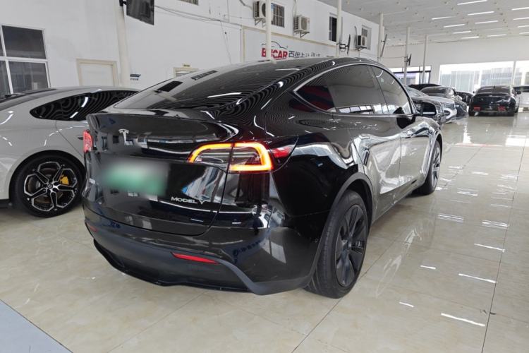 Used Tesla Model Y 2023 Rear-Wheel-Drive Version Rear Right 45 Deg