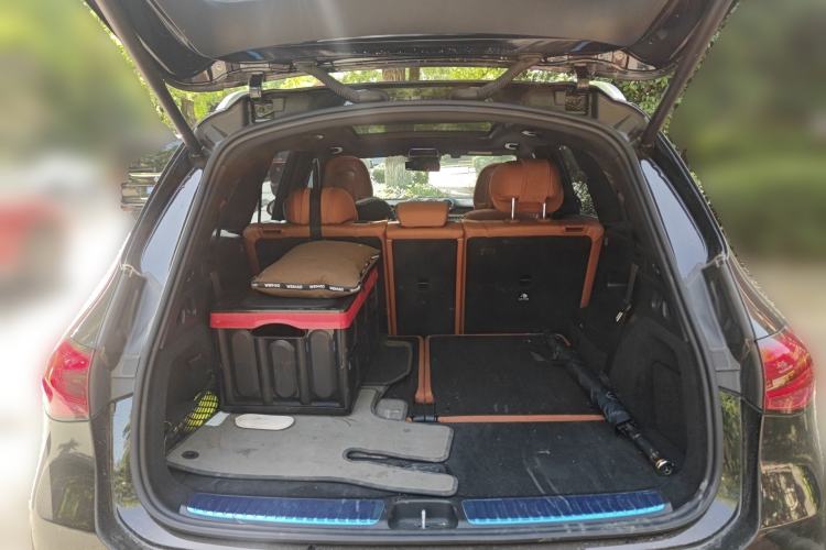 Used Mercedes-Benz GLC 2023 Refreshed GLC 300 L 4MATIC Dynamic Version 7-Seater
