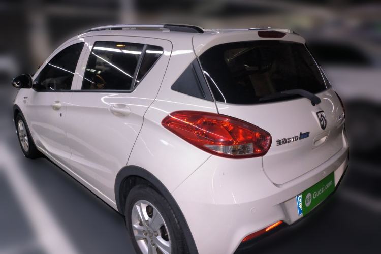 Used Baojun 310 2017 1.5L Automatic Fashion Model

