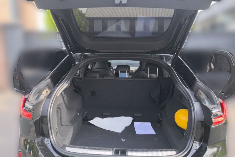 Used Nio EC6 2020 605 km Sport Edition Trunk