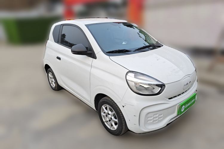 Used Roewe Clever 2022 311km QiQi BoBo Edition Front Right 45 Deg