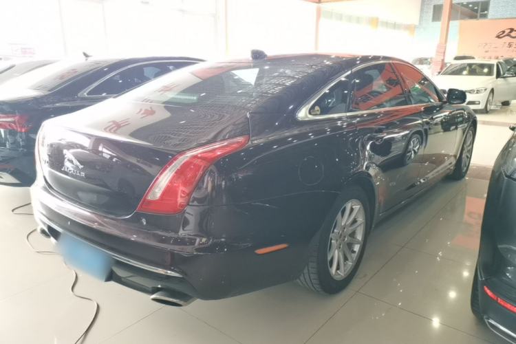 Used Jaguar XJ 2016 XJL 2.0T Two-Wheel-Drive Elegant Business Edition
