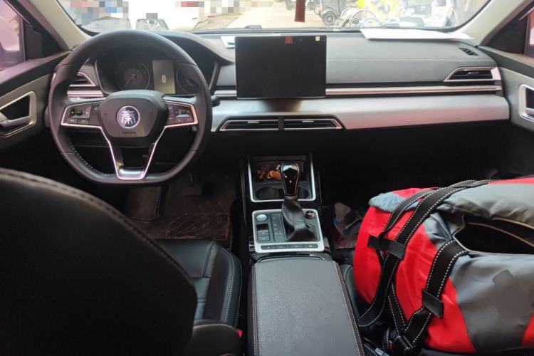 Used BYD Qin 2019 1.5L Automatic Prestige Model Interior 2