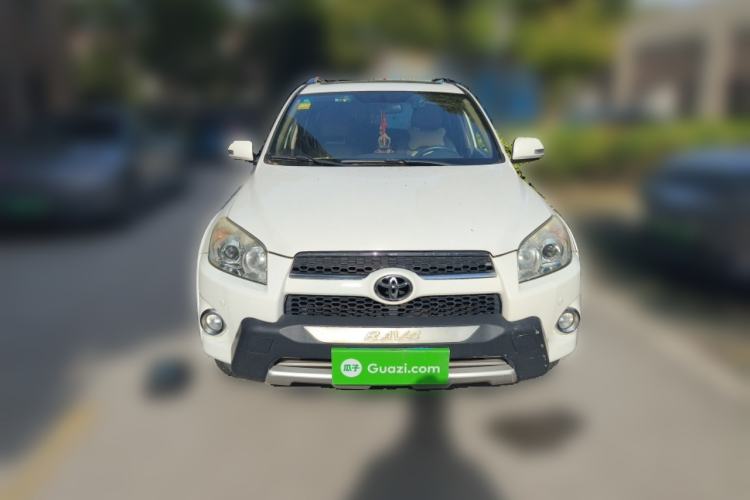 Used Toyota RAV4 2011 2.0L Automatic Luxury Edition
