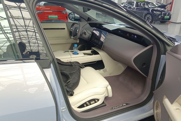 Used Avatr 06 2025 Pro Range-Extended Edition
