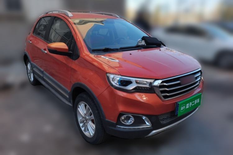 Used Haval H1 2015 1.5L AMT Urban Model Front Right 45 Deg