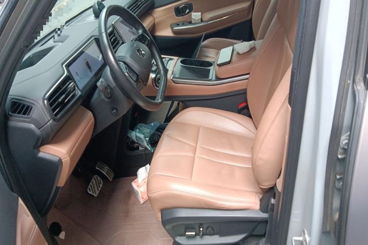 Used Nio ES8 2022 100 kWh Six-Seater Version Left Front Seat