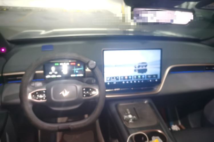 Used Dongfeng eπ eπ008 2024 210Max Range-Extended Version 6 Seats