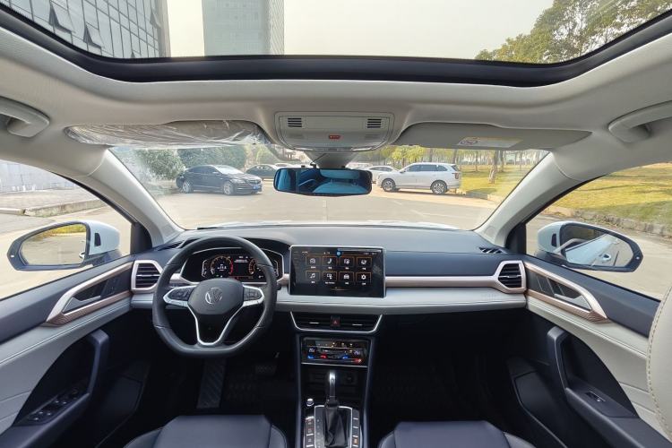 Used Volkswagen Tharu 2024 300TSI Two-Wheel-Drive Full Moon Edition
