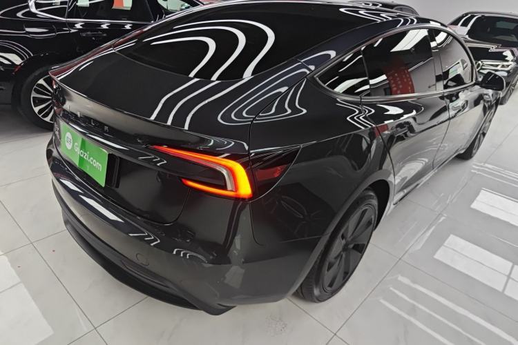 Used Tesla Model 3 2023 Long-Range All-Wheel-Drive Version
