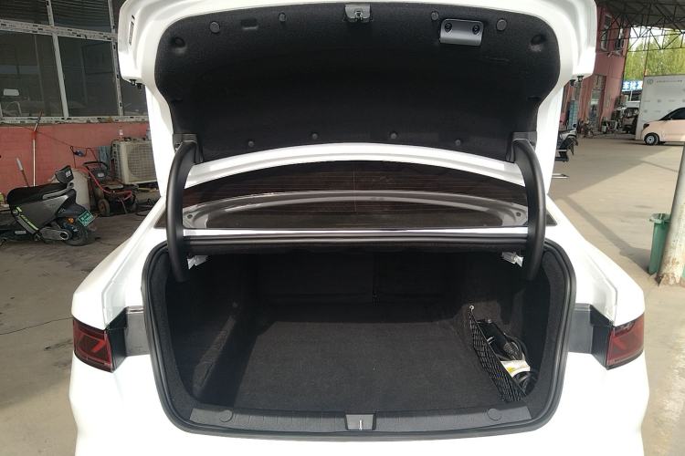 Used BYD Qin PLUS 2024 HONOR Edition DM-i 55KM Leading Model Trunk