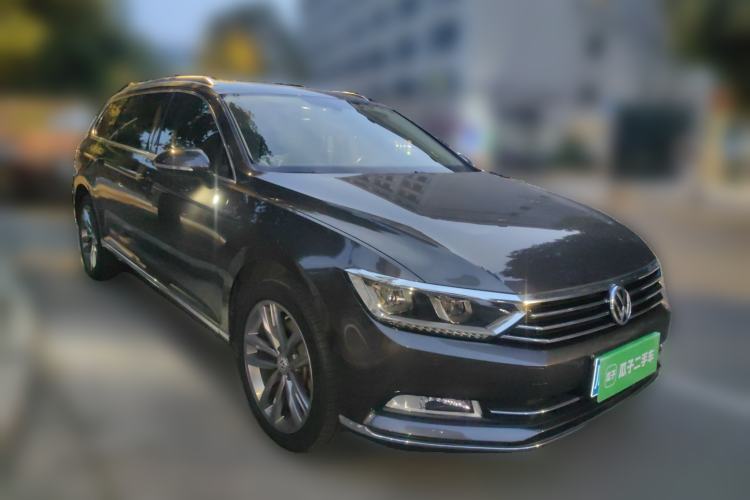 Used Volkswagen Variant 2018 380TSI Two-Wheel Drive Comfort Edition