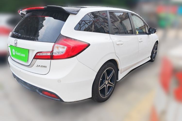 Used Honda Jade 2014 1.8L Automatic Comfort Elite Version 5 Seats
