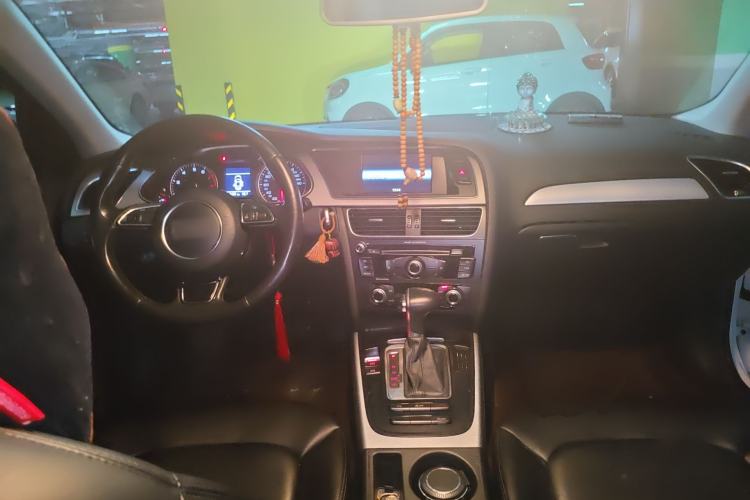 Used Audi A4L 2015 35 TFSI Automatic Standard Model
