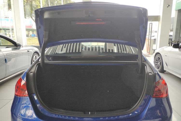 Used Mercedes-Benz C-Class New Energy 2023 C 350 eL Trunk