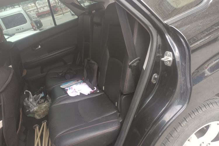 Used BYD S6 2014 2.0L Manual Luxury 5-Seater