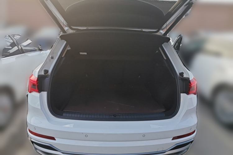 Used Audi Q3 2021 35 TFSI Fashion Dynamic Model
