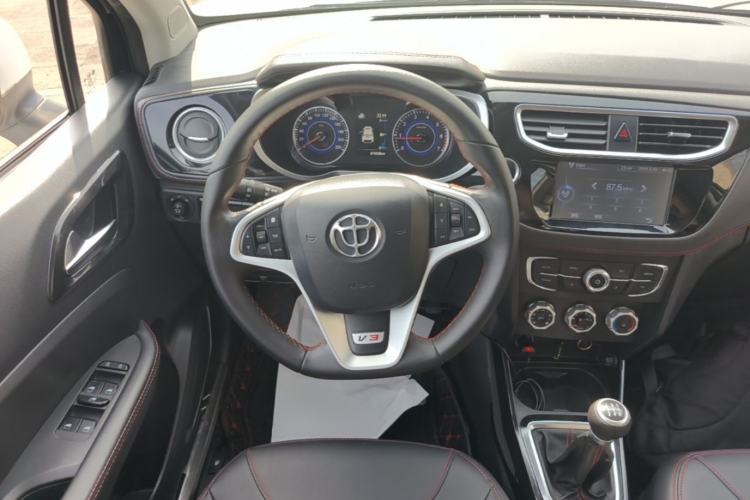 Used Brilliance V3 2016 1.5L Manual Smart Version
