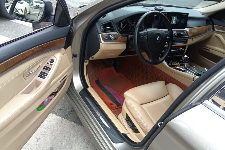 Used BMW 5 Series 2011 528Li Luxury Model Driver Seat