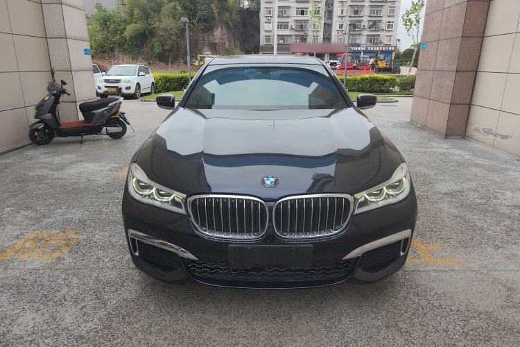 Used BMW 7 Series 2018 740Li M Sport Package Leading Model Front