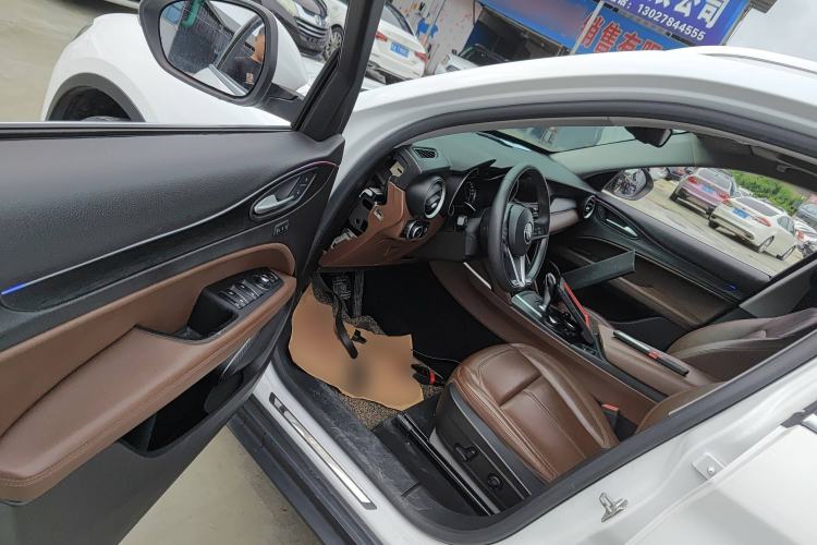 Used Alfa Romeo Stelvio 2017 2.0T 200HP Luxury Edition
