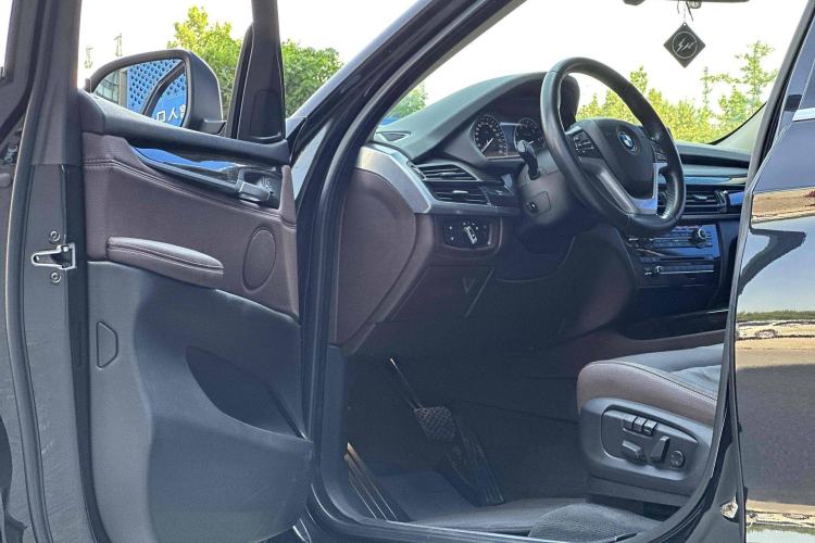 Used BMW X5 2014 xDrive35i Leading Model