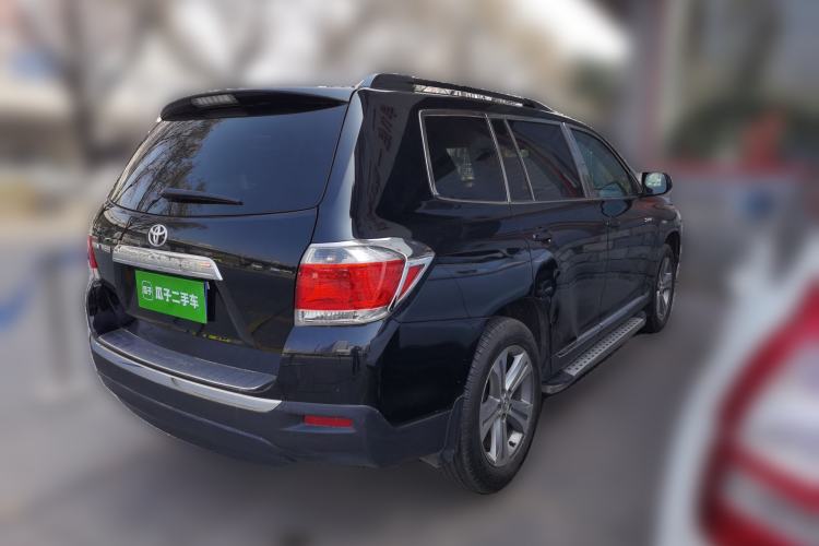 Used Toyota Highlander 2012 2.7L Two-Wheel Drive 7-Seater Luxury Edition Rear Right 45 Deg