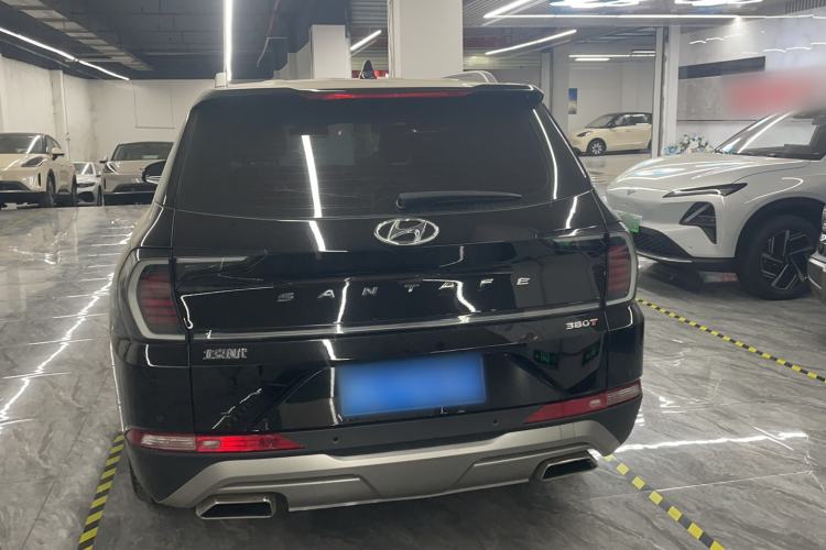 Used Hyundai Santa Fe 2023 Traveler 380T GDi Automatic Two-Wheel Drive GLX Elite Edition Exterior 5