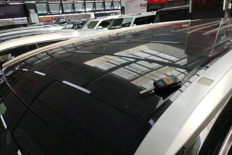 Used Toyota Highlander 2018 2.0T Two-Wheel Drive Elite Edition 7 Seats Emission Standard China V