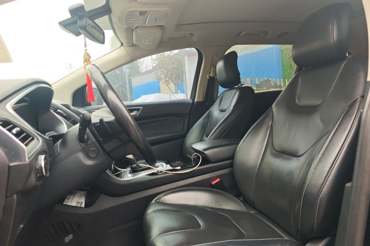 Used Ford Edge 2015 2.0T GTDi Four-Wheel Drive Prestige Model
