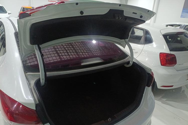 Used Hyundai Elantra (6th Generation / Lingdong) 2016 1.6L Automatic ZhiXuan – Elite Version
