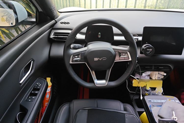 Used BYD e7 2025 Model 520 Smart Mobility Edition
