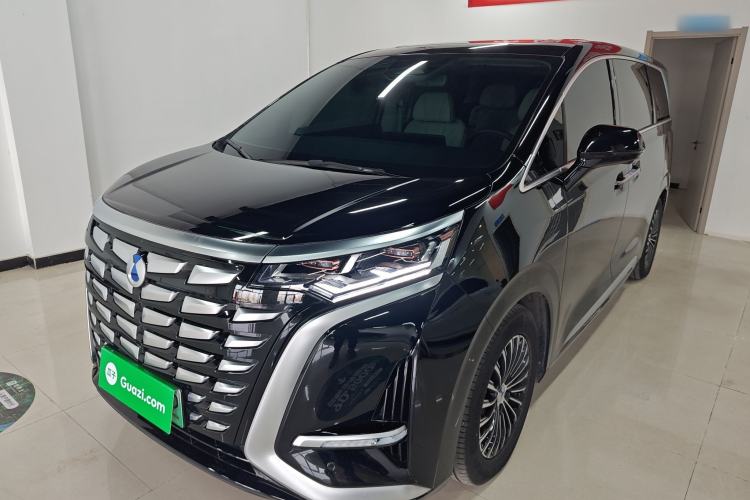 Used Denza D9 2024 DM-i 1050 Luxury Model