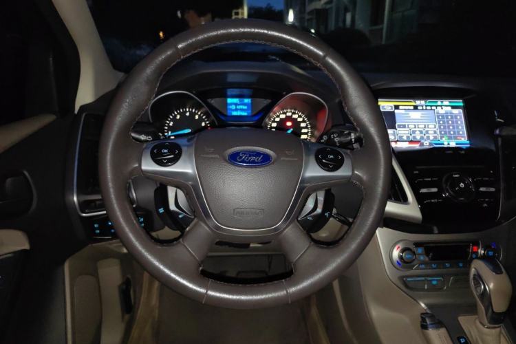 Used Ford Focus 2012 Sedan 1.6L Automatic Prestige Model