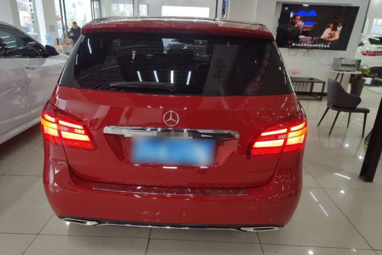 Used Mercedes-Benz B-Class 2017 B 200 Fashion Model
