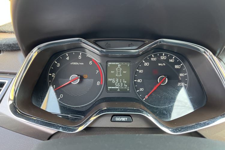 Used Baojun 310W 2017 1.5L Manual Fashion Model China V
