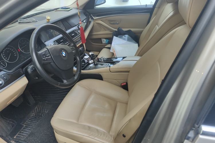 Used BMW 5 Series 2012 523Li Luxury Model
