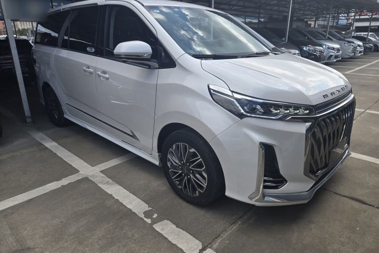 Used SAIC MAXUS G20 2023 Facelifted PLUS 2.0T Gasoline Automatic Luxury Edition