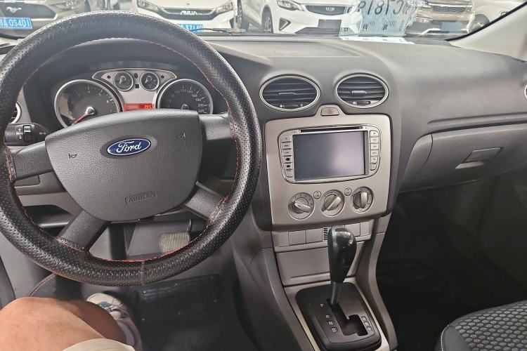 Used Ford Focus 2013 Hatchback Classic 1.8L Automatic Base Model