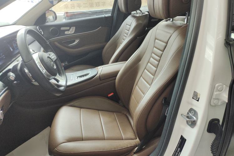 Used Mercedes-Benz E-Class 2019 E 300 L Sporty and Stylish Model
